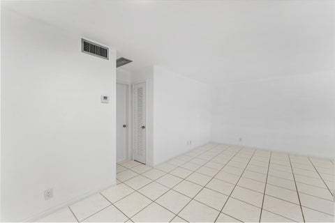 Tiny photo for 2050 NE 39TH Street #E307, Lighthouse Point, FL 33064 (MLS # B26085448)