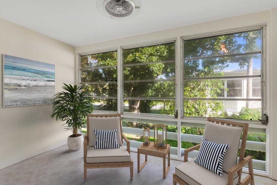 677 Royal Palm Boulevard 6, Vero Beach, FL, 32960/$145,000 1 677 Royal Palm Boulevard 6