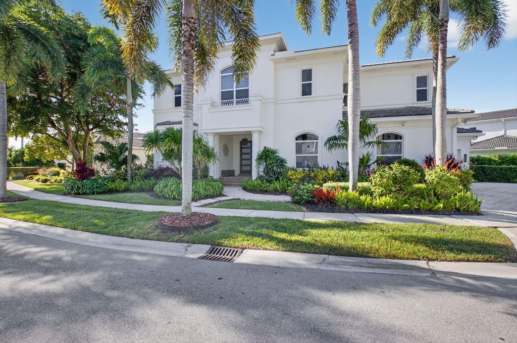 Photo of 4170 NW Briarcliff Circle, Boca Raton, FL 33496 (MLS # R11151104)