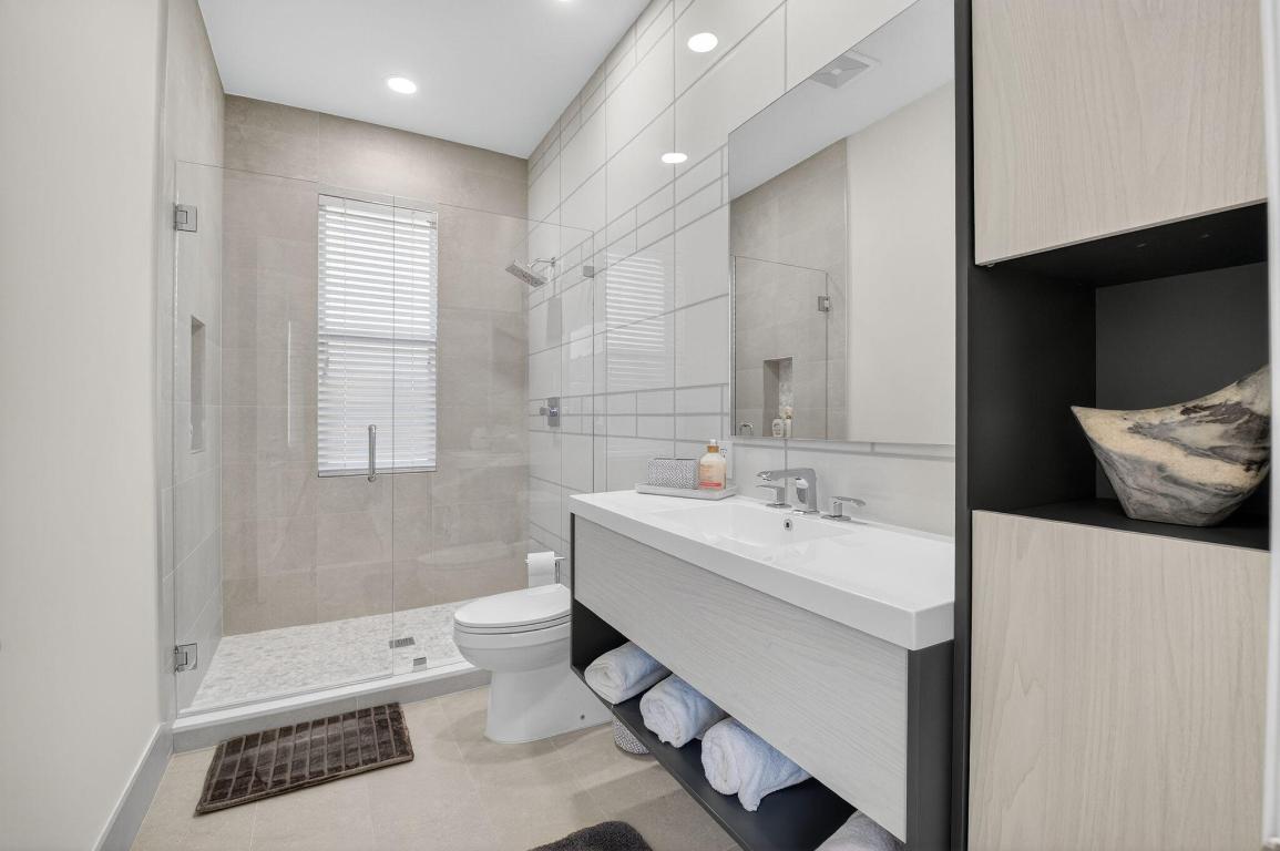 BRIARCLIFF AT WOODFIELD COUNTRY CLUB - Residential