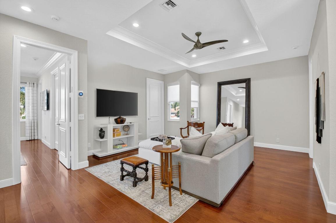 BRIARCLIFF AT WOODFIELD COUNTRY CLUB - Residential