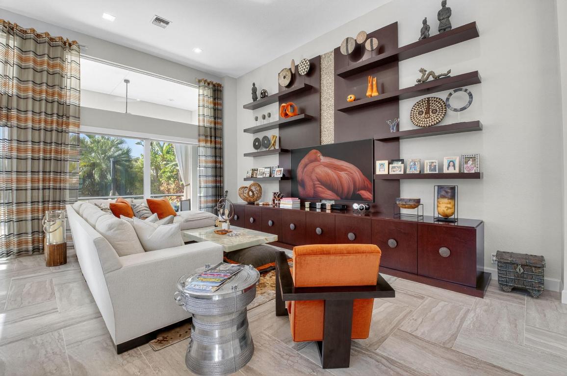 BRIARCLIFF AT WOODFIELD COUNTRY CLUB - Residential