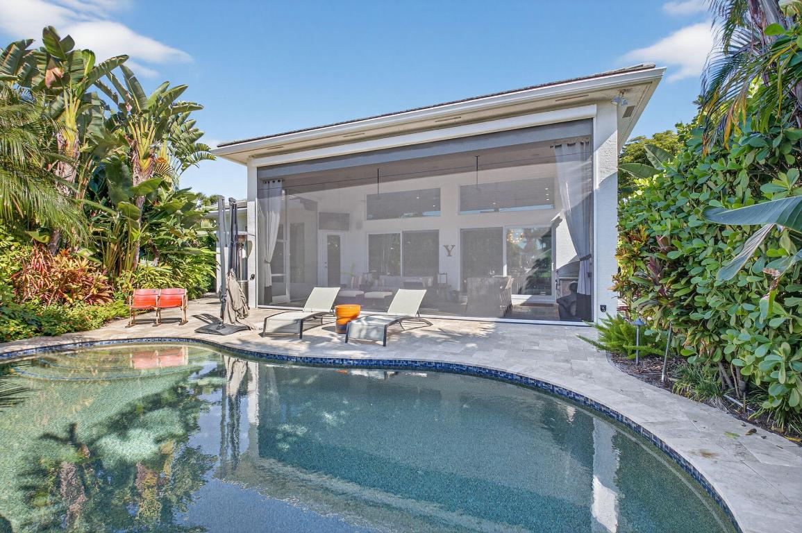 BRIARCLIFF AT WOODFIELD COUNTRY CLUB - Residential