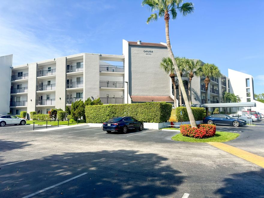 Bright & Stylish 2-Bedroom Condo with Pool & Golf Views** Welcome home to this beautifully maintained 2-bedroom, 2-bath condo filled with natural light and charm. Featuring all-tile floors, an updated kitchen, and the convenience of an in-unit washer and dryer, this home is move-in ready. Recent updates include a newer AC and water heater, ensuring comfort and peace of mind. Located in a prime spot near restaurants, parks, and shopping, this condo offers both lifestyle and location. Enjoy stunning views of the pool and golf course from your private space and take advantage of community amenities like the gym. This gem. A must-see!