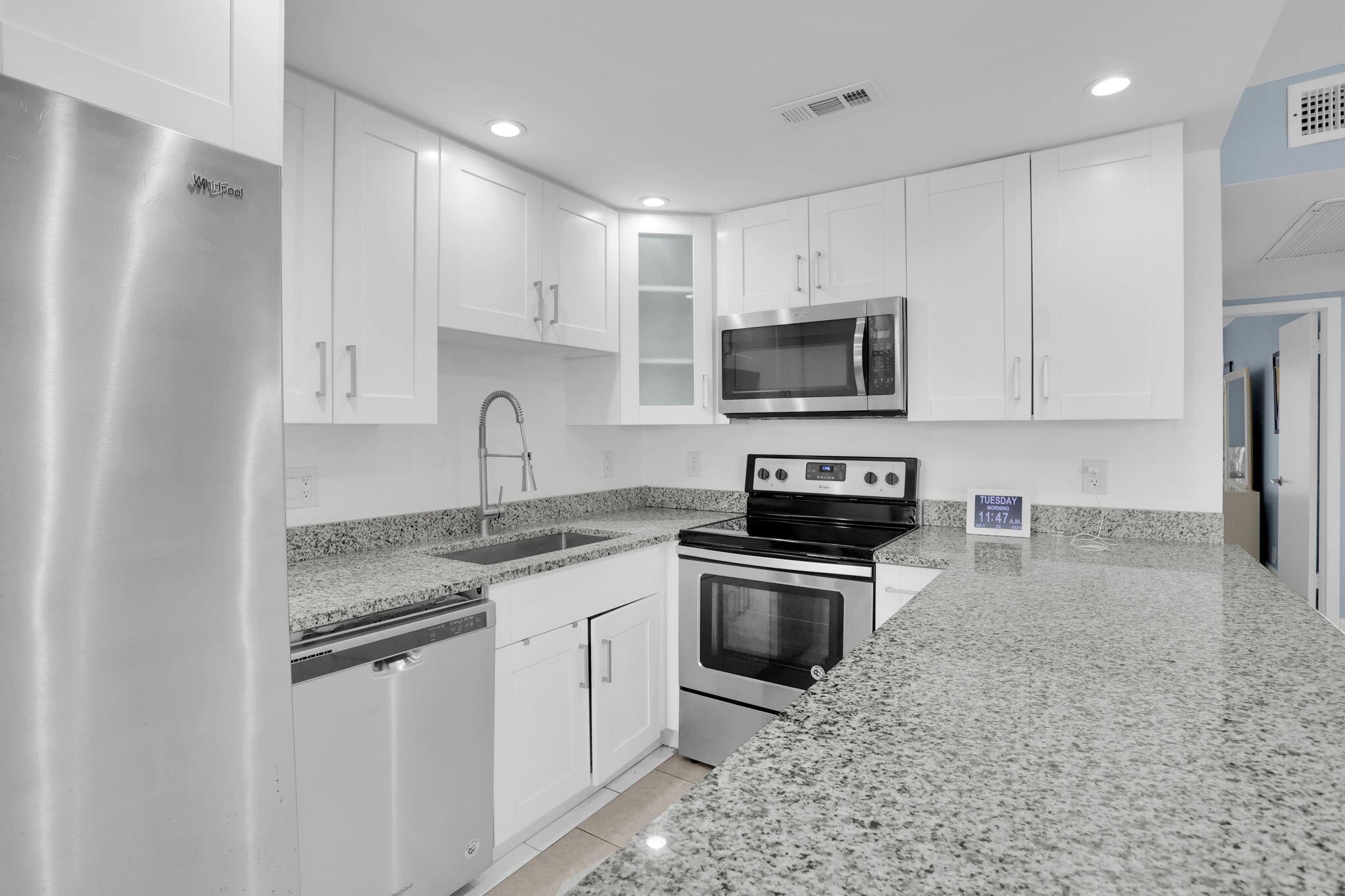 2070 Exeter D, Boca Raton, FL, 33434/$160,000 2 2070 Exeter D