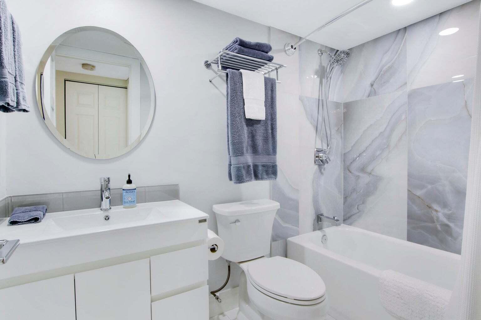GOLF VILLAS CONDO - Residential Lease