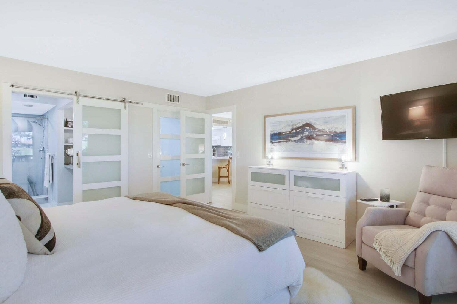 GOLF VILLAS CONDO - Residential Lease