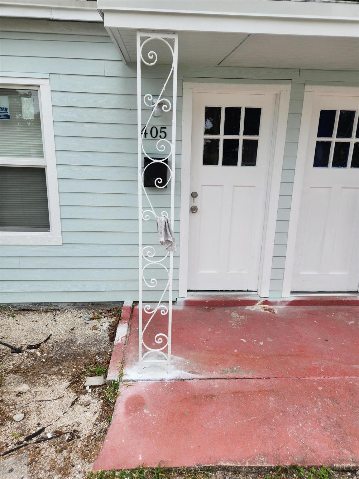 CRESCENT HEIGHTS - Residential Lease