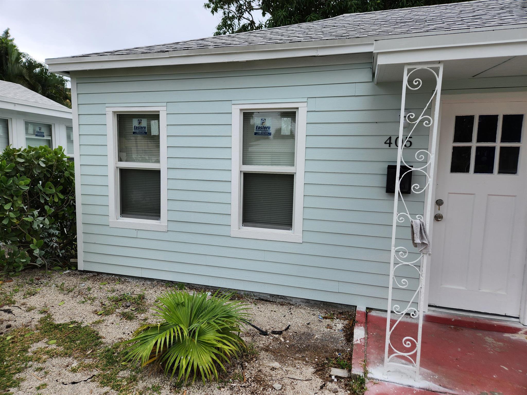 CRESCENT HEIGHTS - Residential Lease