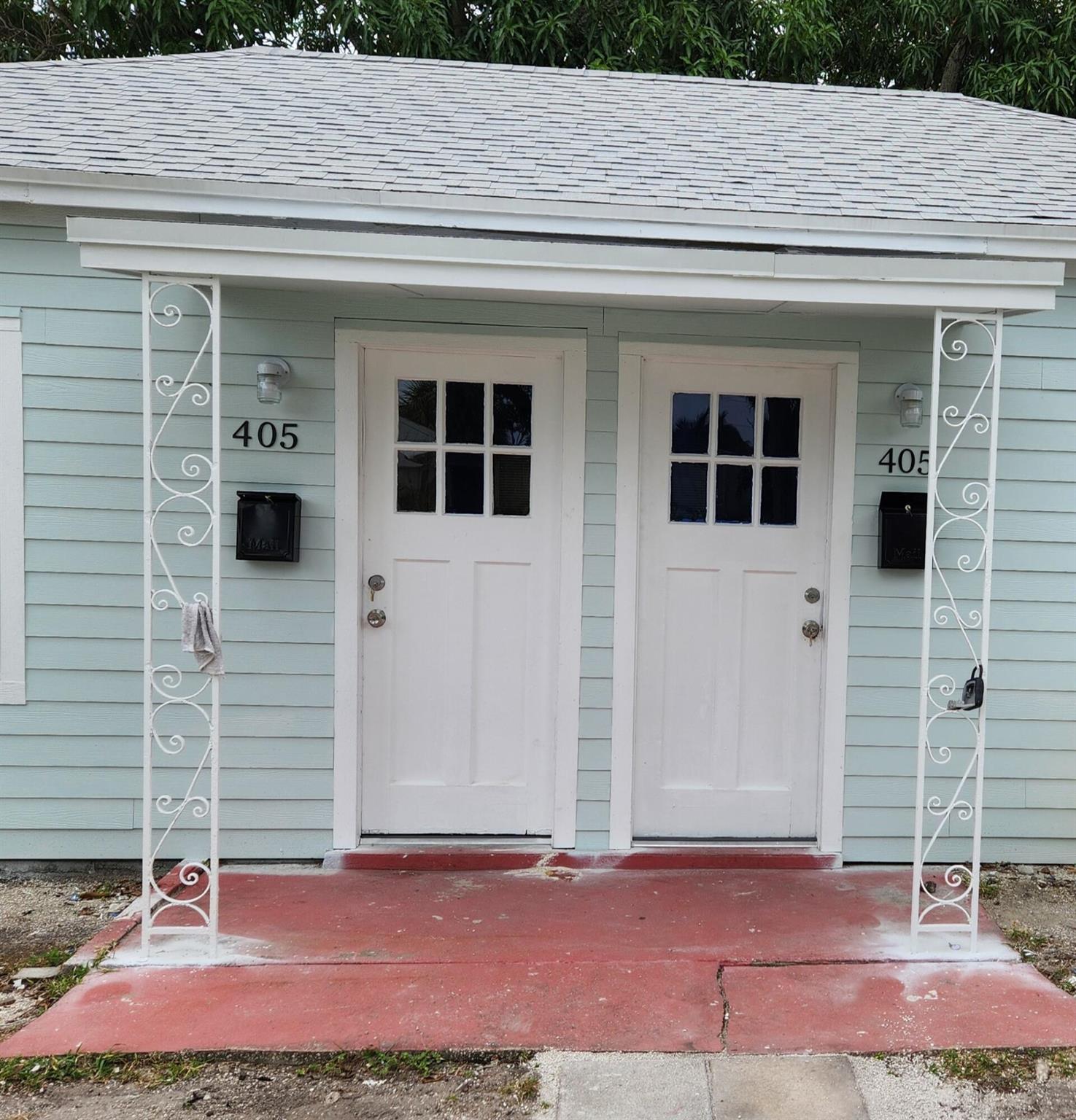 CRESCENT HEIGHTS - Residential Lease