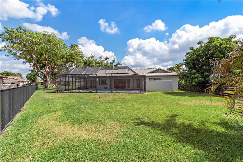 Oak Wood - Residential