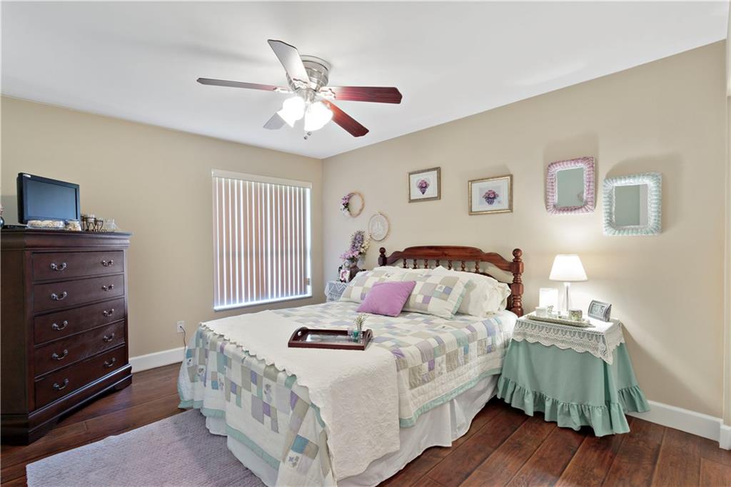 Oak Wood - Residential