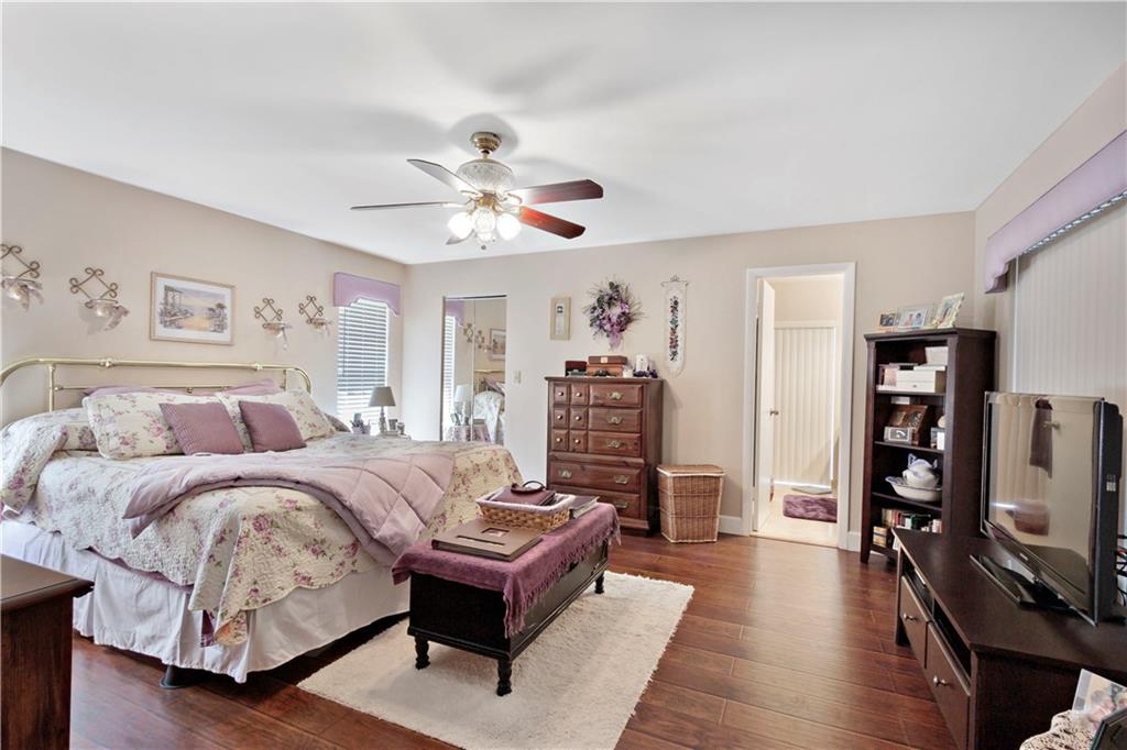 Oak Wood - Residential