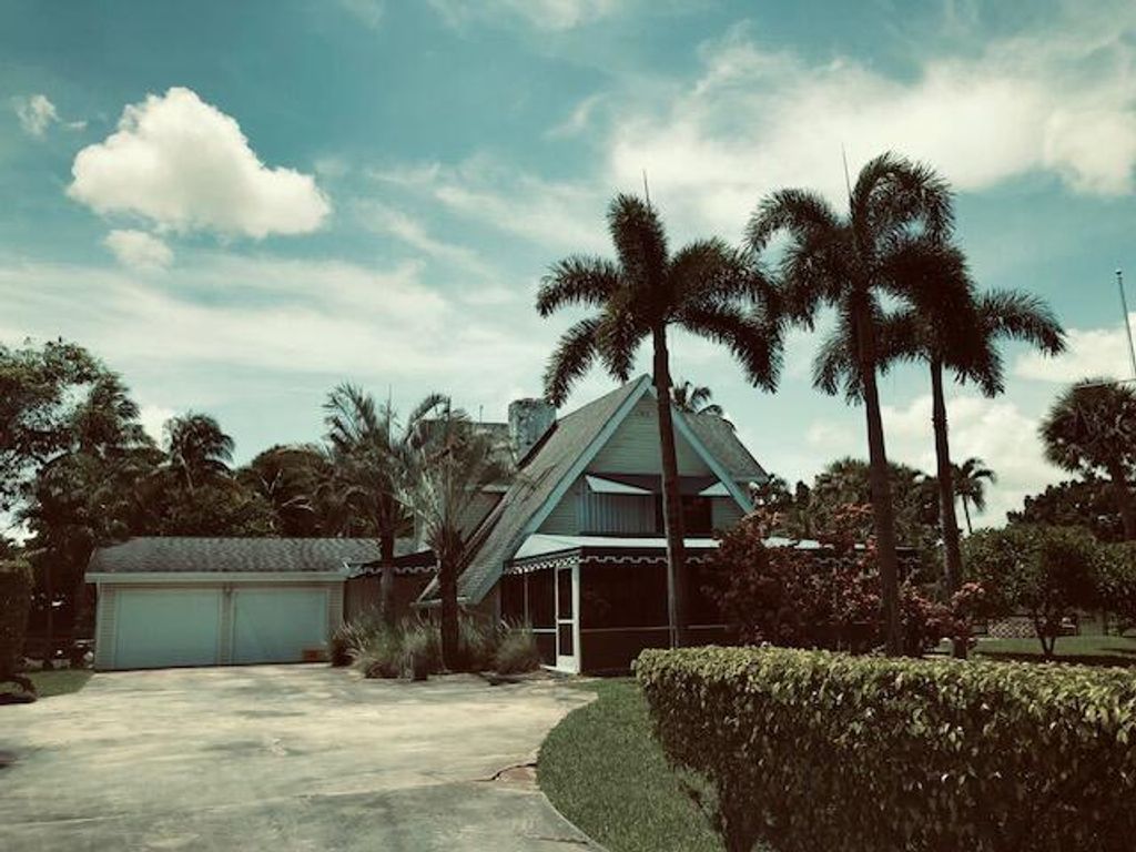 Photo of 12609 Barwick Road, Boynton Beach, FL 33436 (MLS # R11011159)