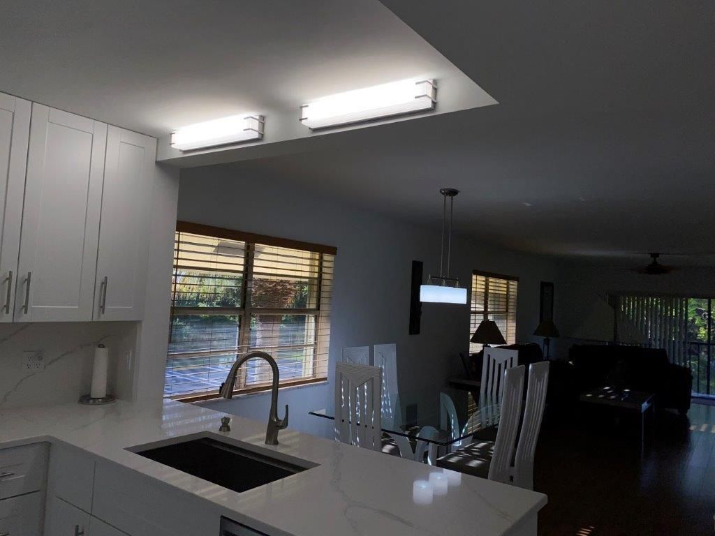 Photo of 2975 SW 22nd Avenue #2010, Delray Beach, FL 33445 (MLS # R11101961)