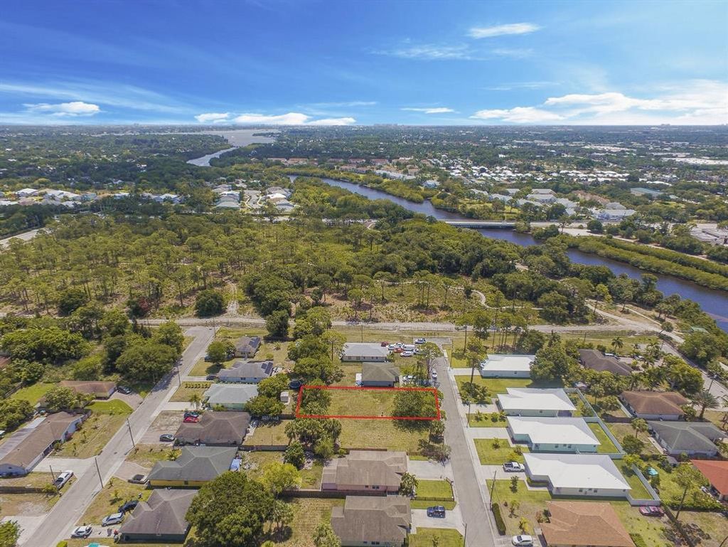 Photo of 6661 2nd Street, Jupiter, FL 33458 (MLS # R10718886)