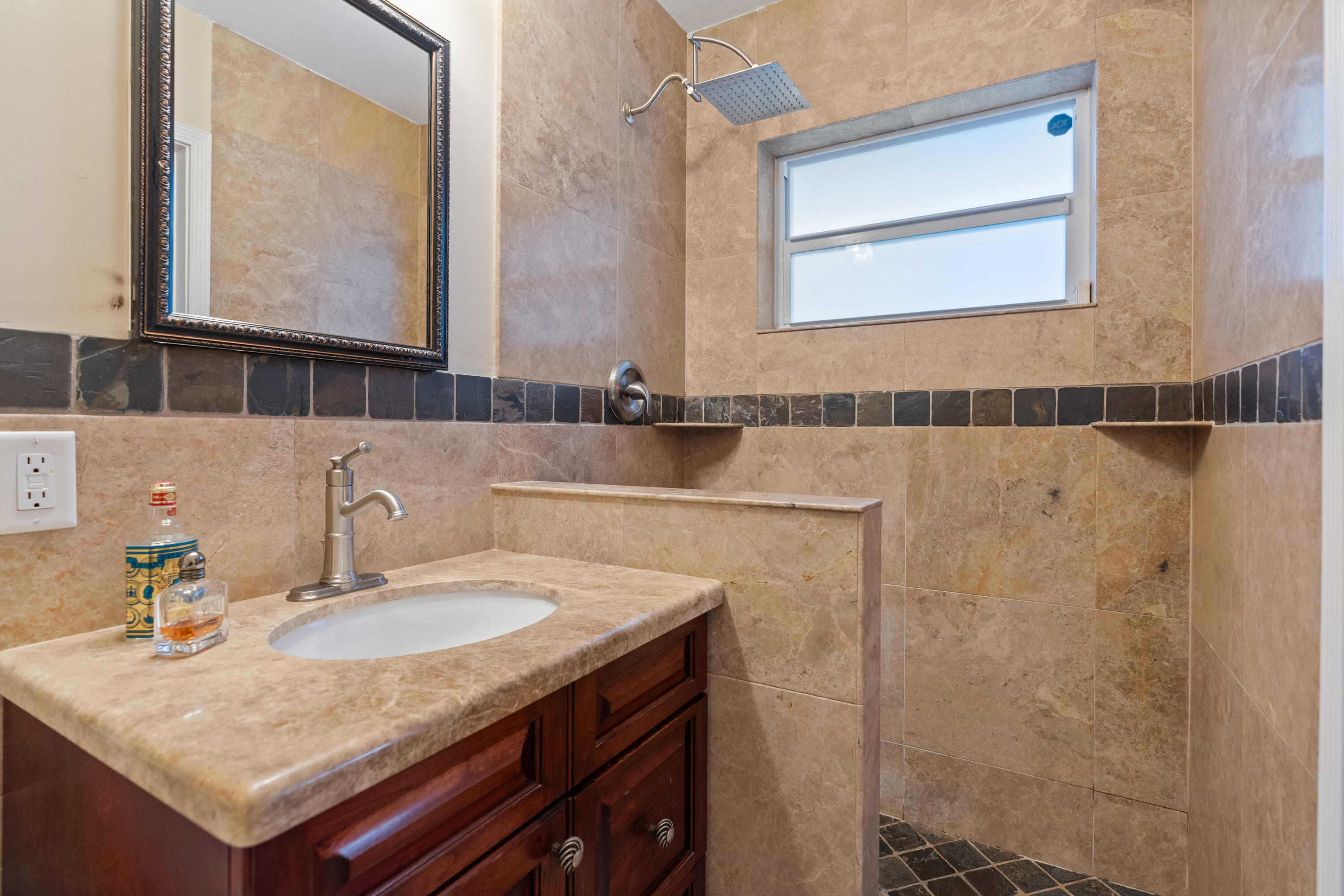 CORAL HEIGHTS SEC 2 - Residential