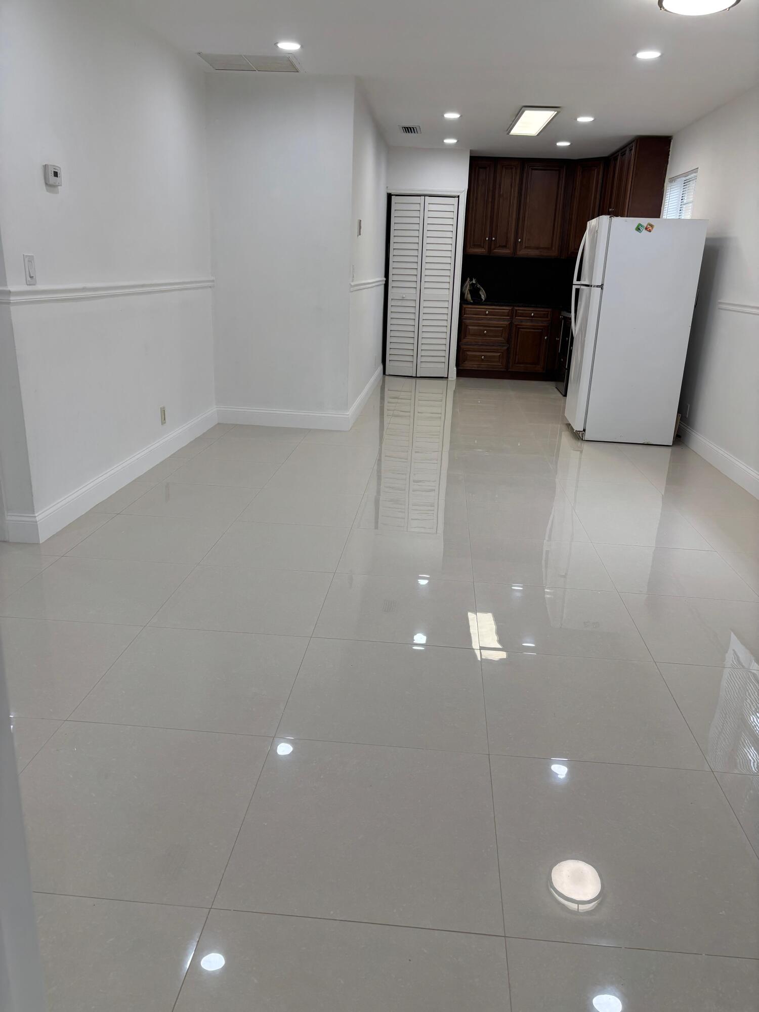 Sunrise Golf Village Sec - Residential Lease