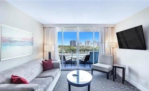 2670 E Sunrise Blvd 622