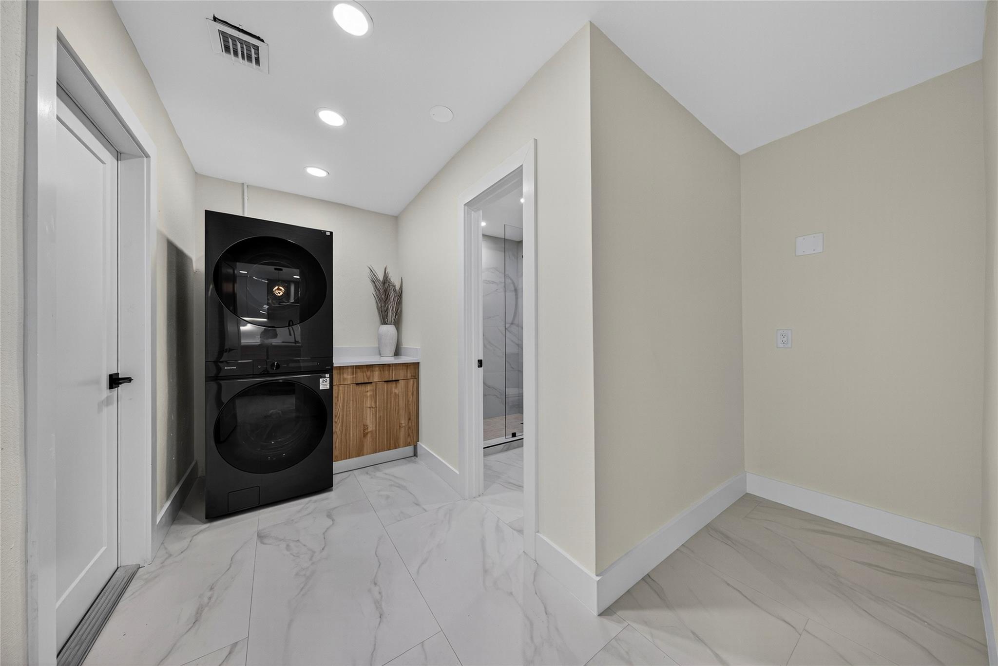 Garden Isles Sec One 46-3 - Residential