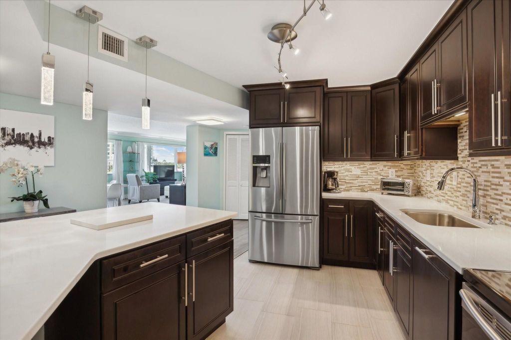 Photo of 3000 Holiday Dr #506, Fort Lauderdale, FL 33316 (MLS # F10536117)