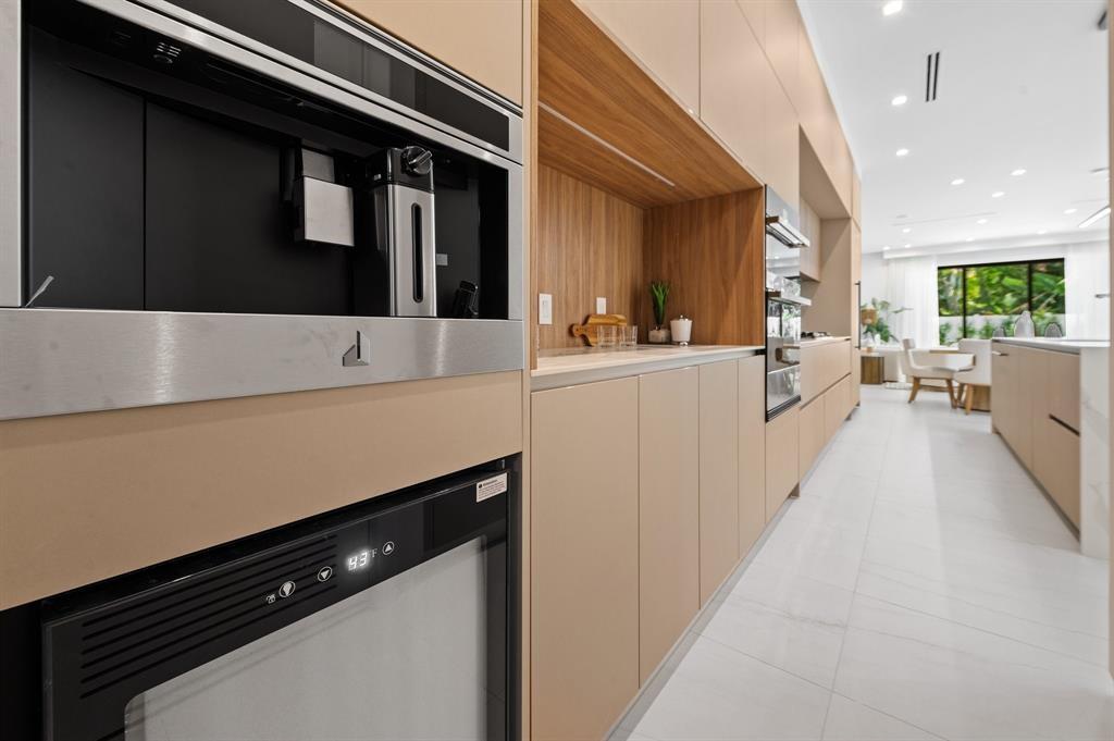 VICTORIA PARK - Residential