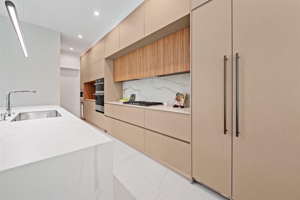 VICTORIA PARK - Residential