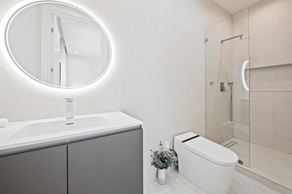 VICTORIA PARK - Residential