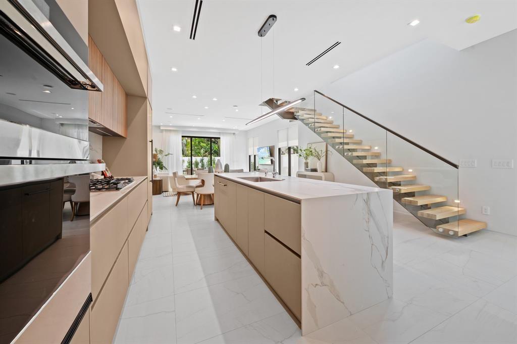 VICTORIA PARK - Residential