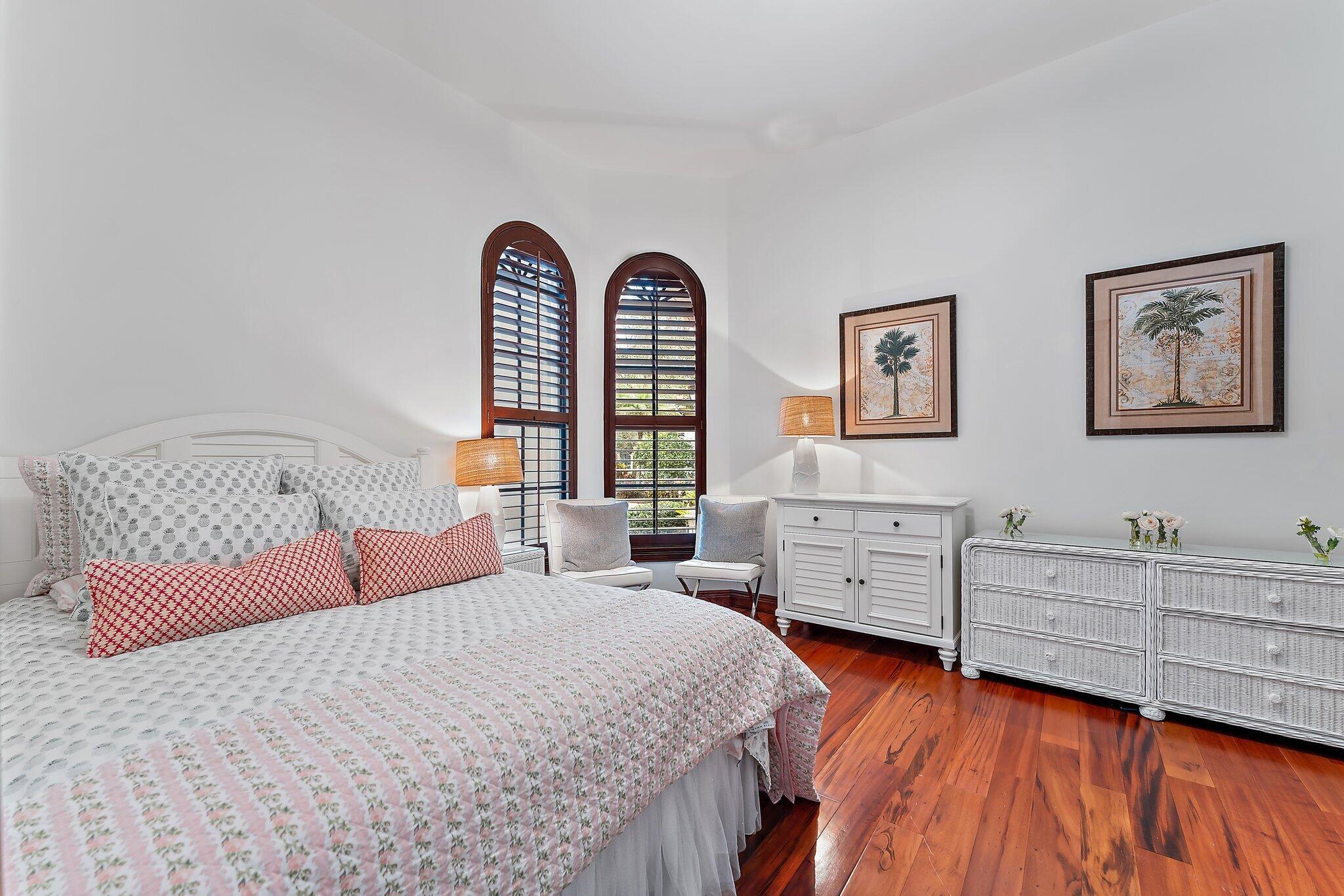 THE COVE - Residential