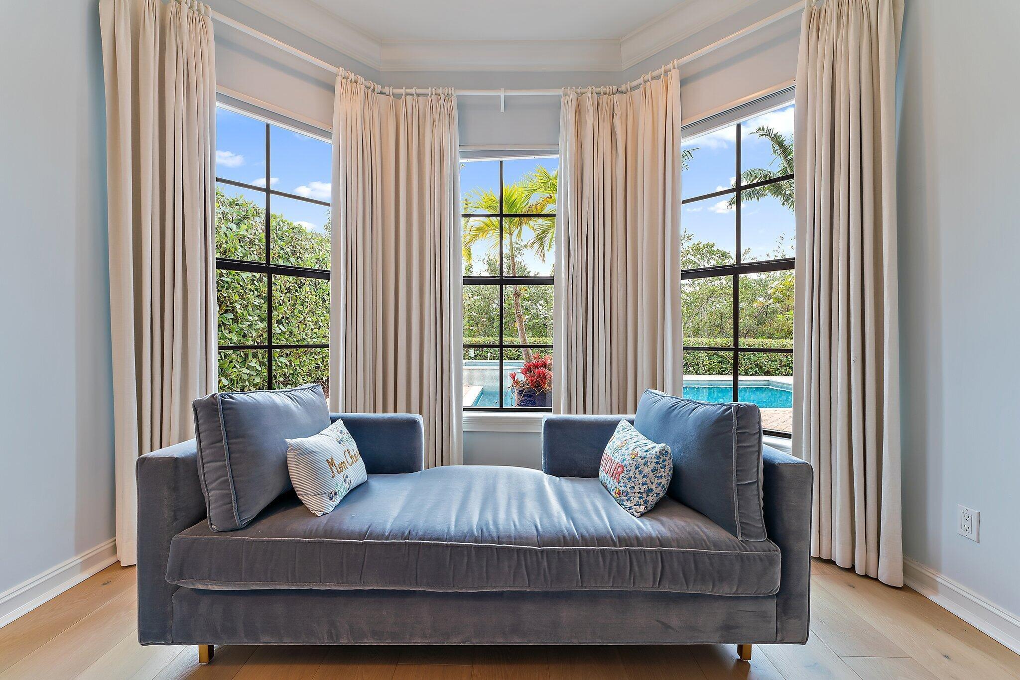 THE COVE - Residential