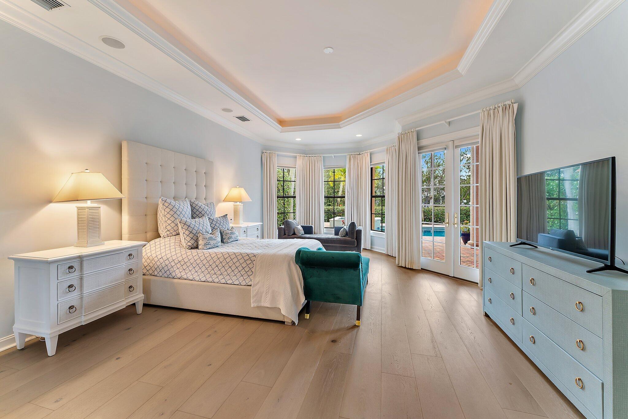 THE COVE - Residential