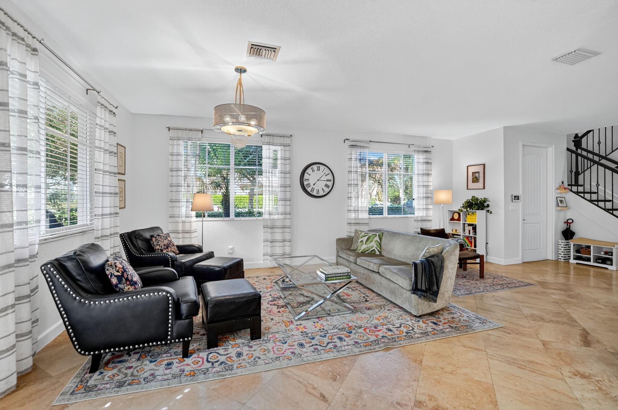 LIBRARY COMMONS - Residential