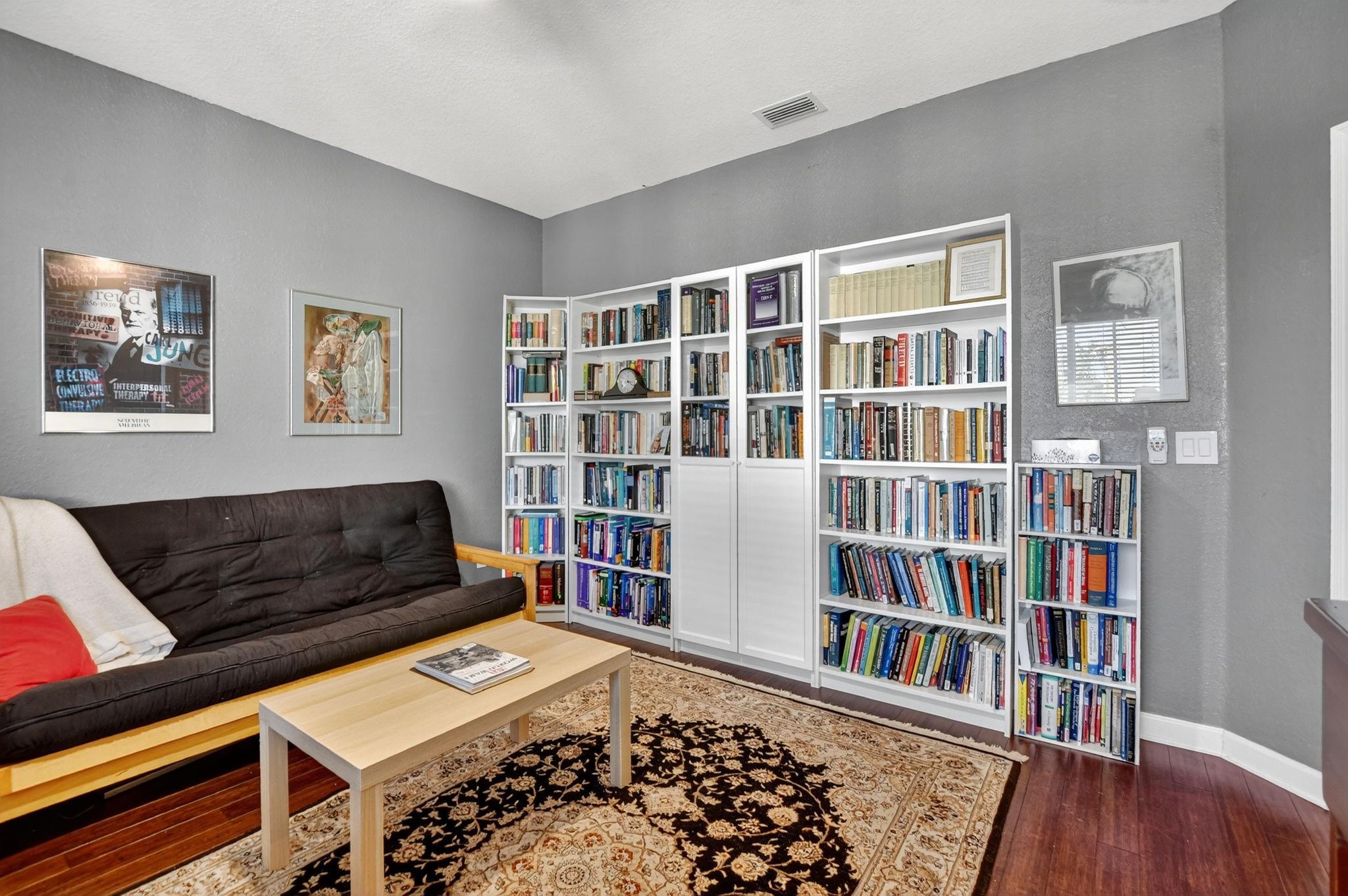 LIBRARY COMMONS - Residential