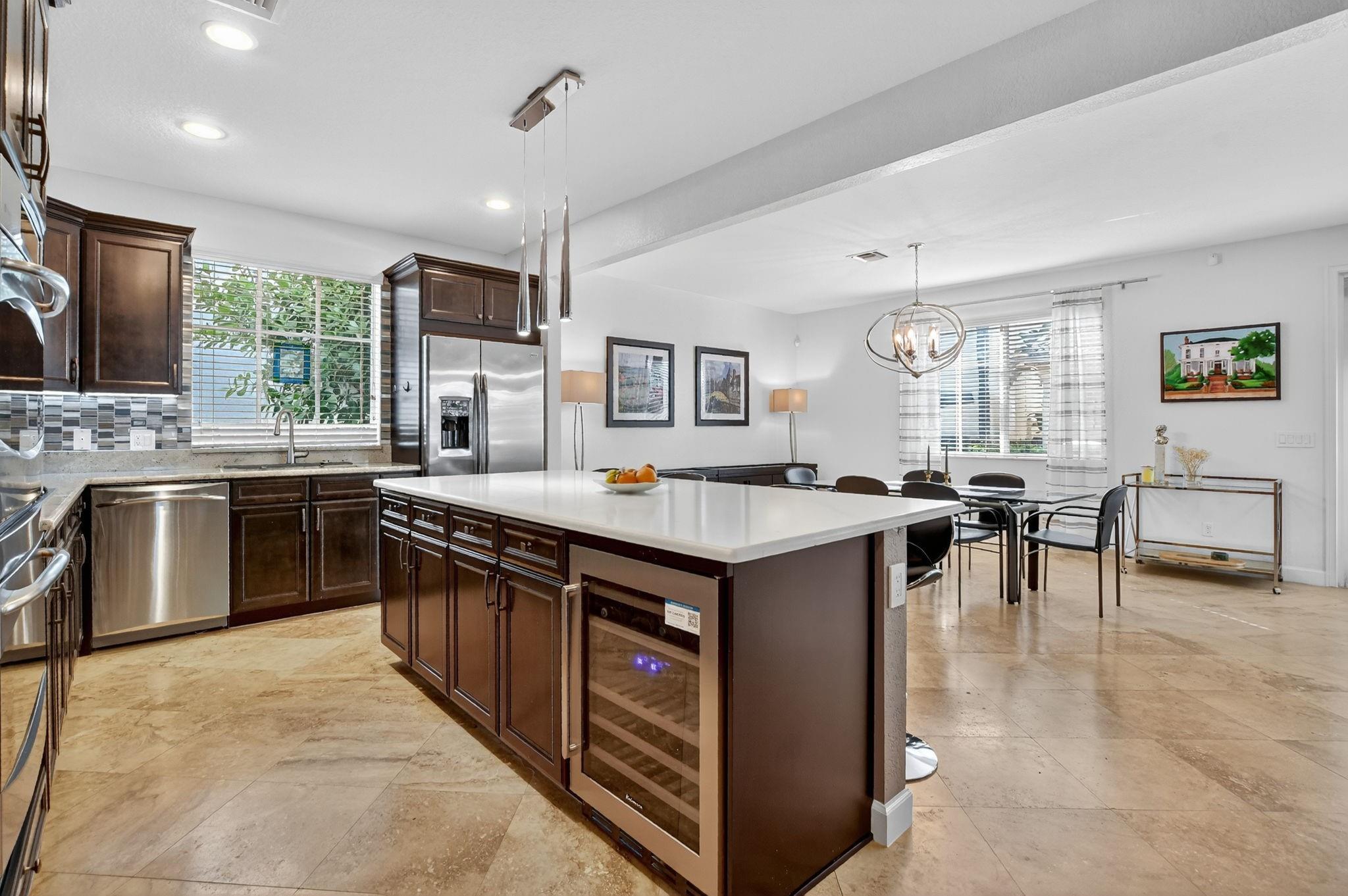 LIBRARY COMMONS - Residential