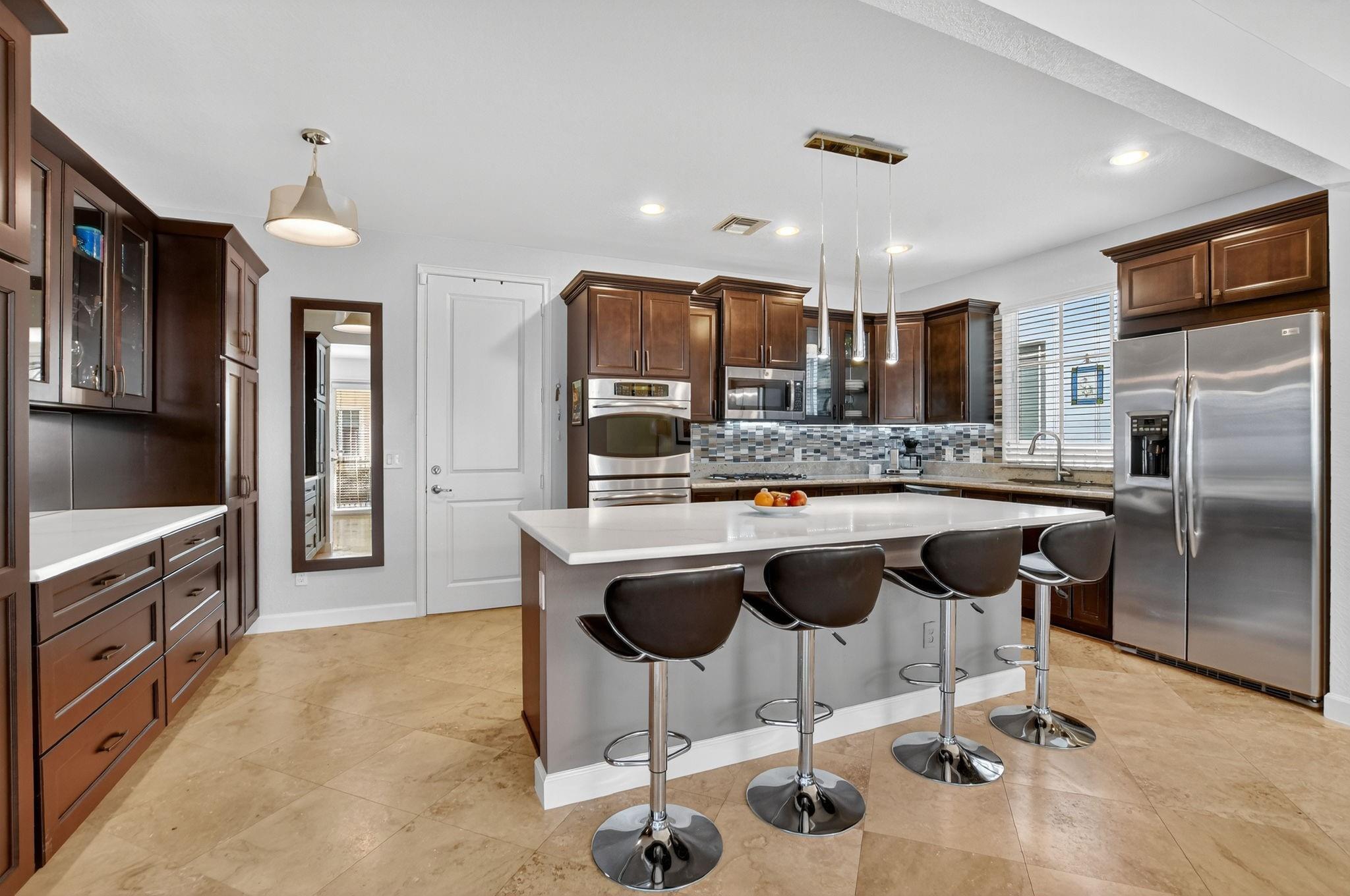 LIBRARY COMMONS - Residential