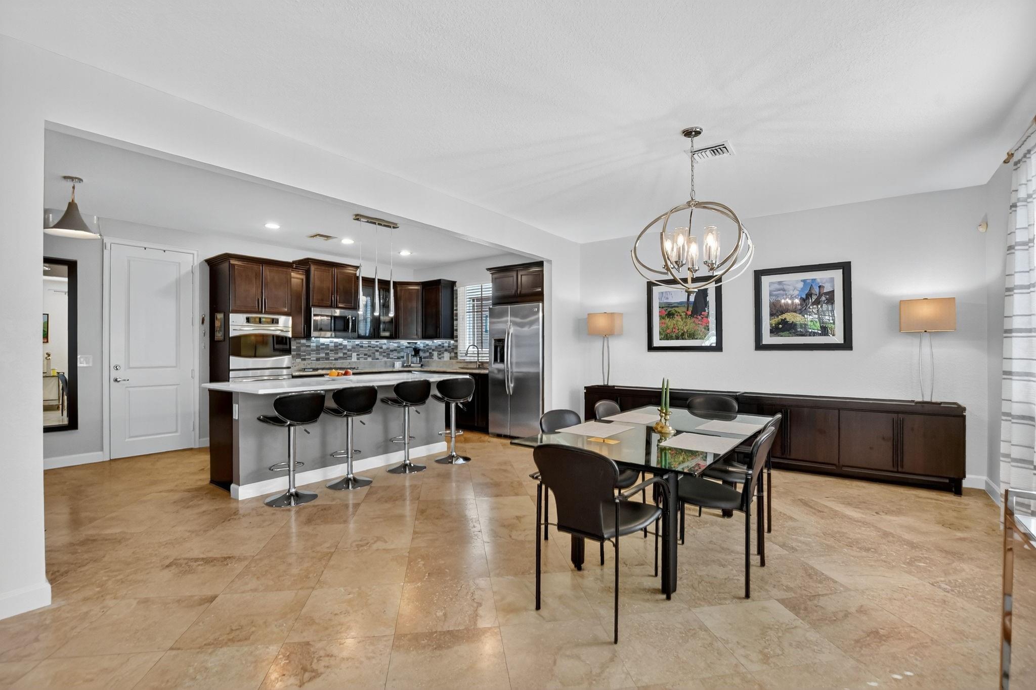 LIBRARY COMMONS - Residential