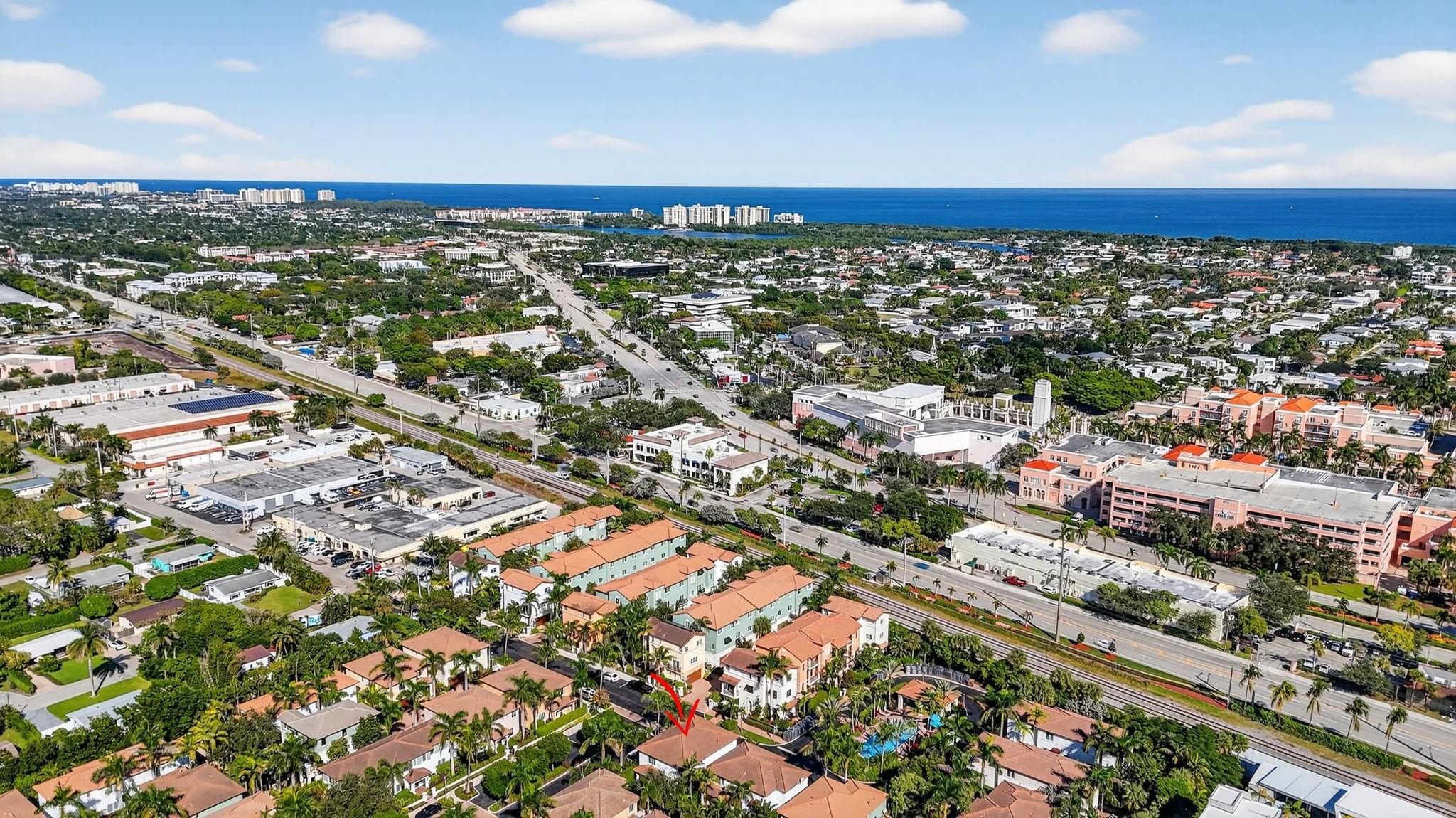 LIBRARY COMMONS - Residential