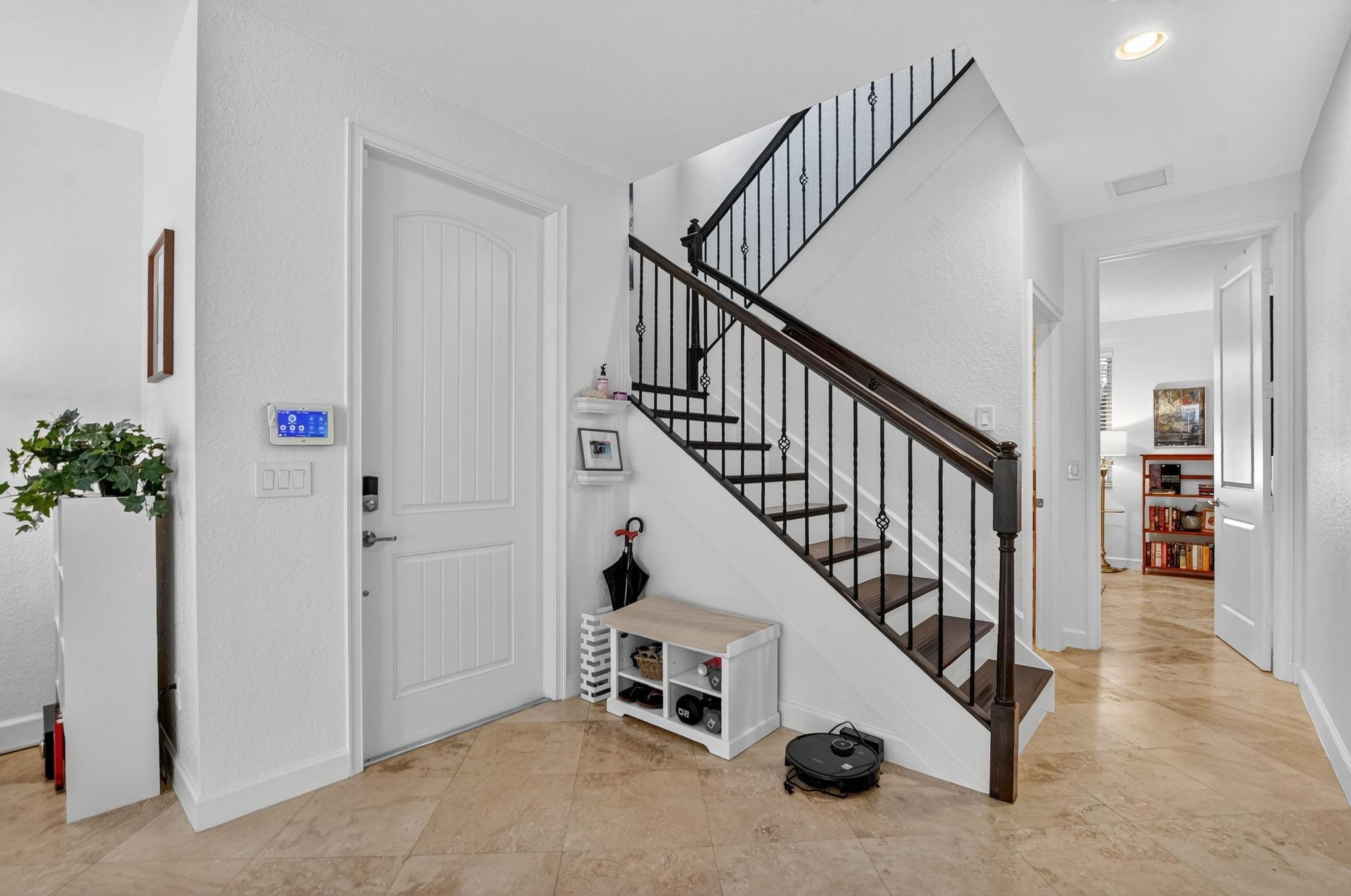 LIBRARY COMMONS - Residential