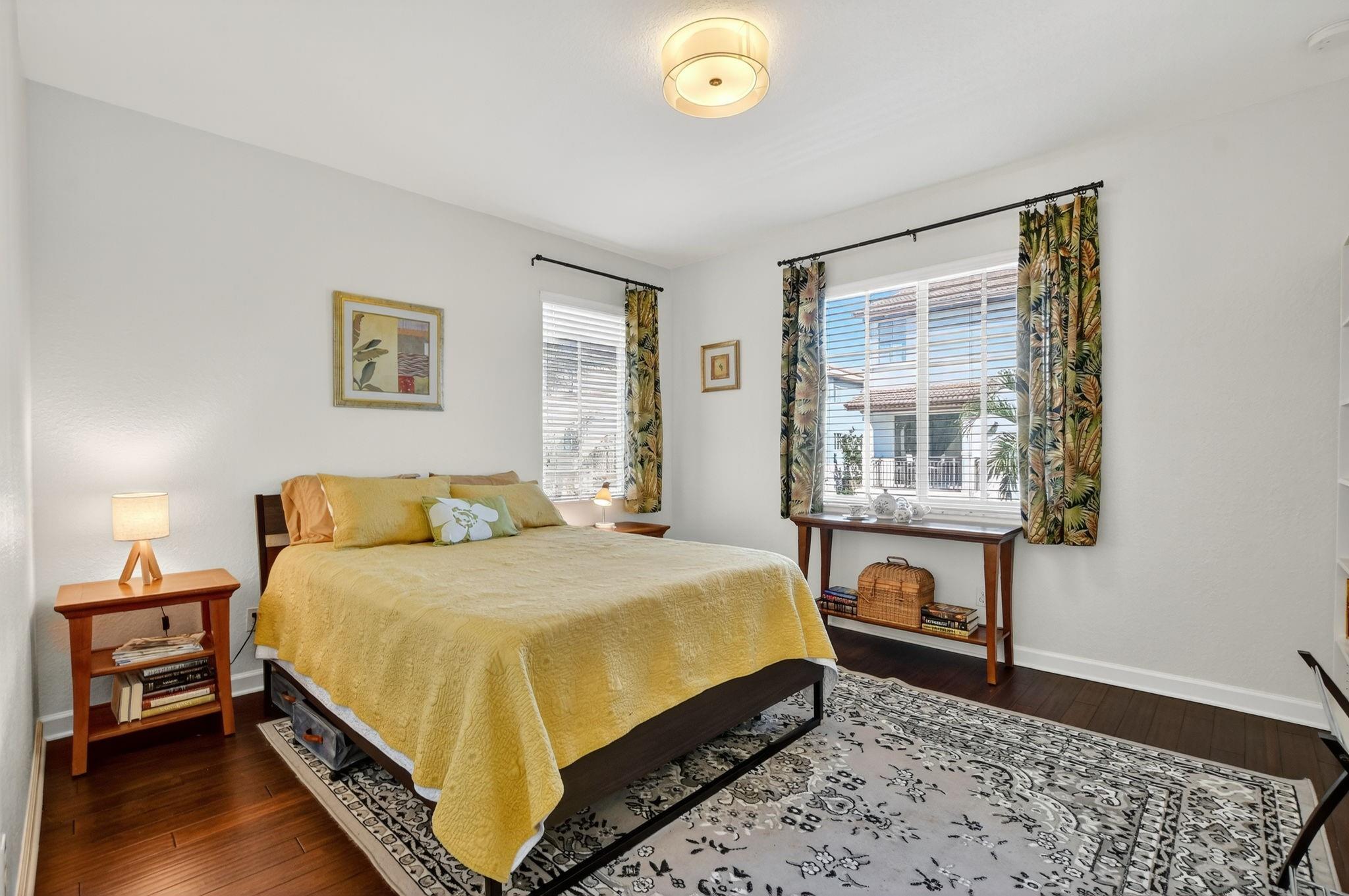 591 NW LIBRARY COMMONS WAY