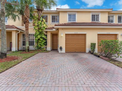 A home in Oakland Park