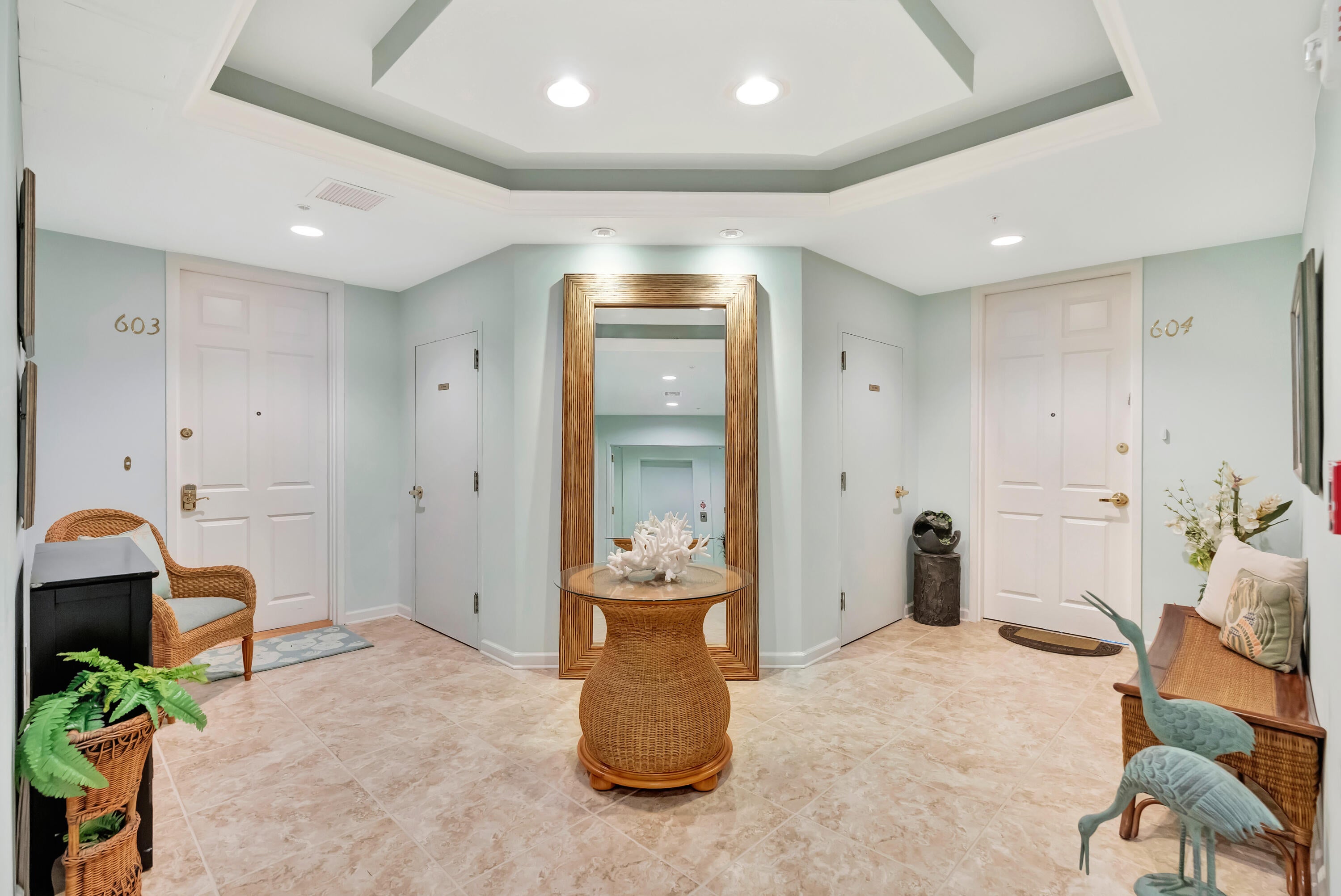 131 Ocean Grande Boulevard 604