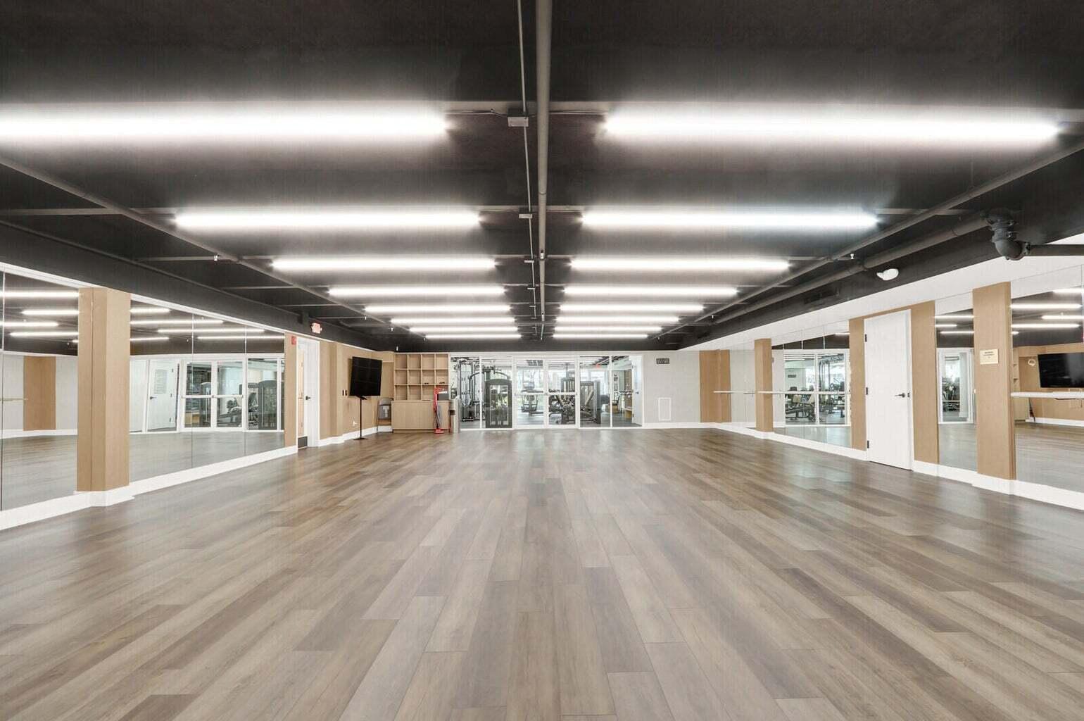 YACHT & RACQUET CLUB OF BOCA RATON CONDO - Residential