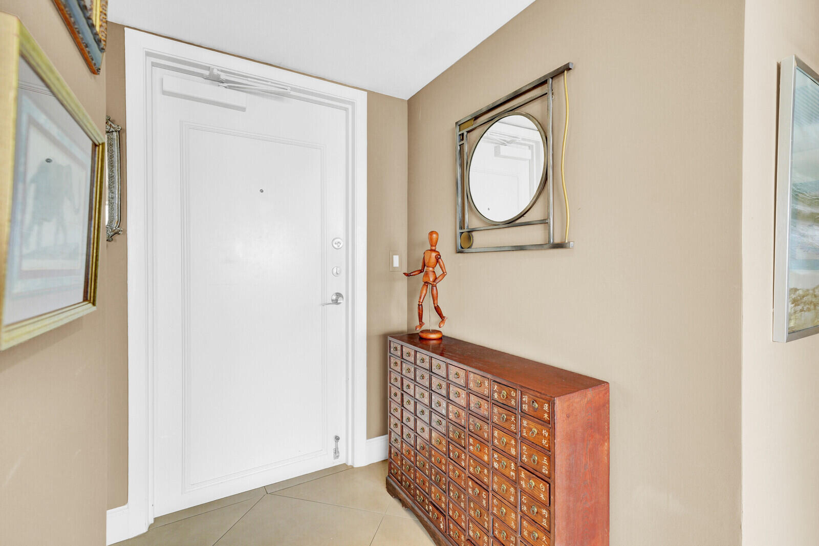 YACHT & RACQUET CLUB OF BOCA RATON CONDO - Residential