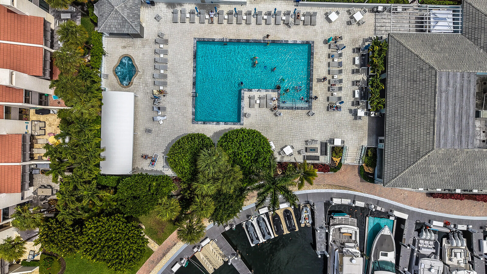 YACHT & RACQUET CLUB OF BOCA RATON CONDO - Residential