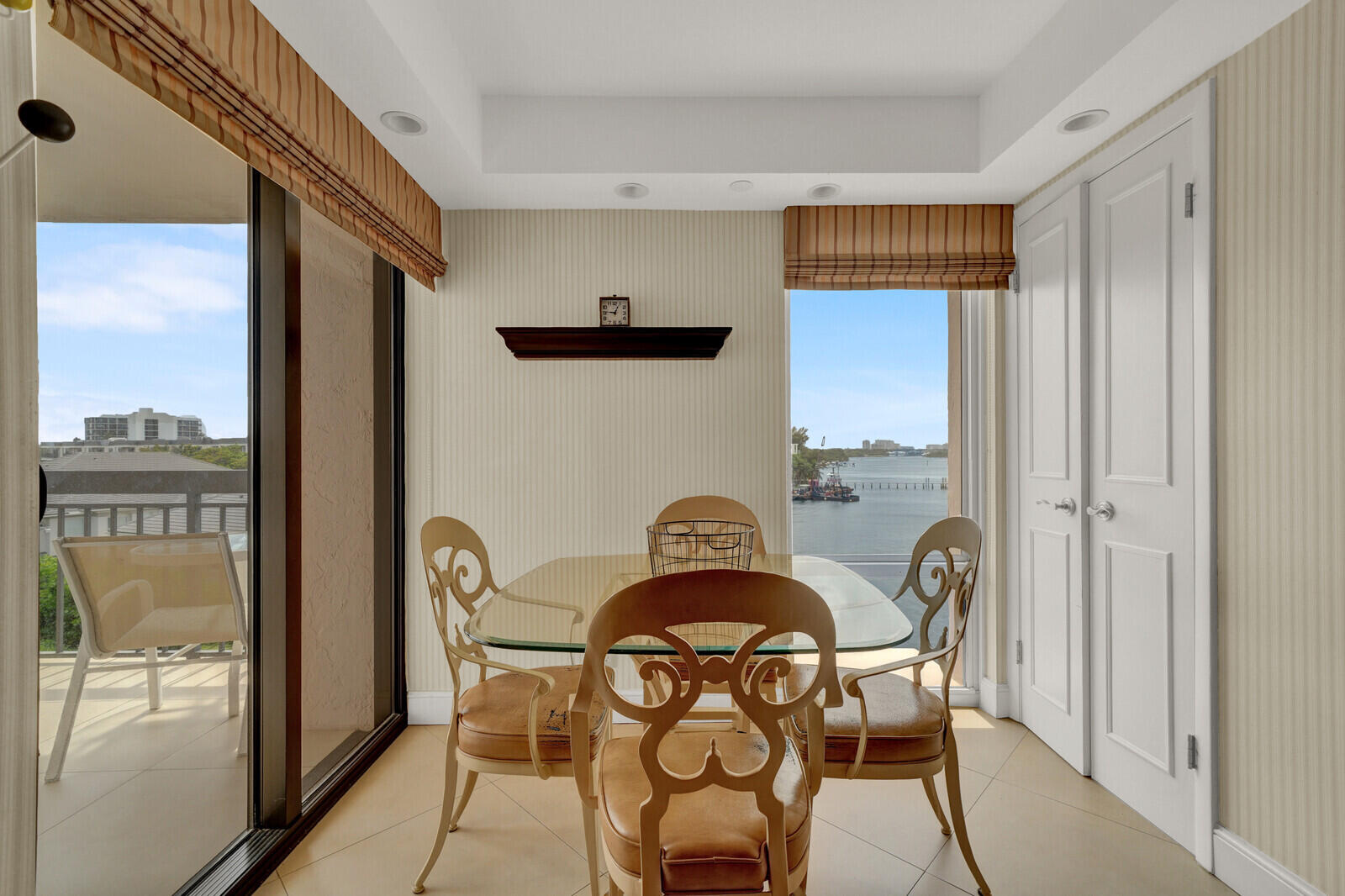 YACHT & RACQUET CLUB OF BOCA RATON CONDO - Residential