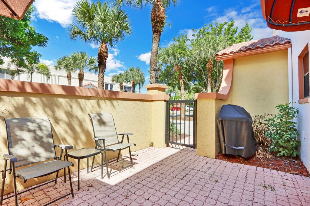 Photo of 52 Uno Lago Drive, Juno Beach, FL 33408 (MLS # R10791341)