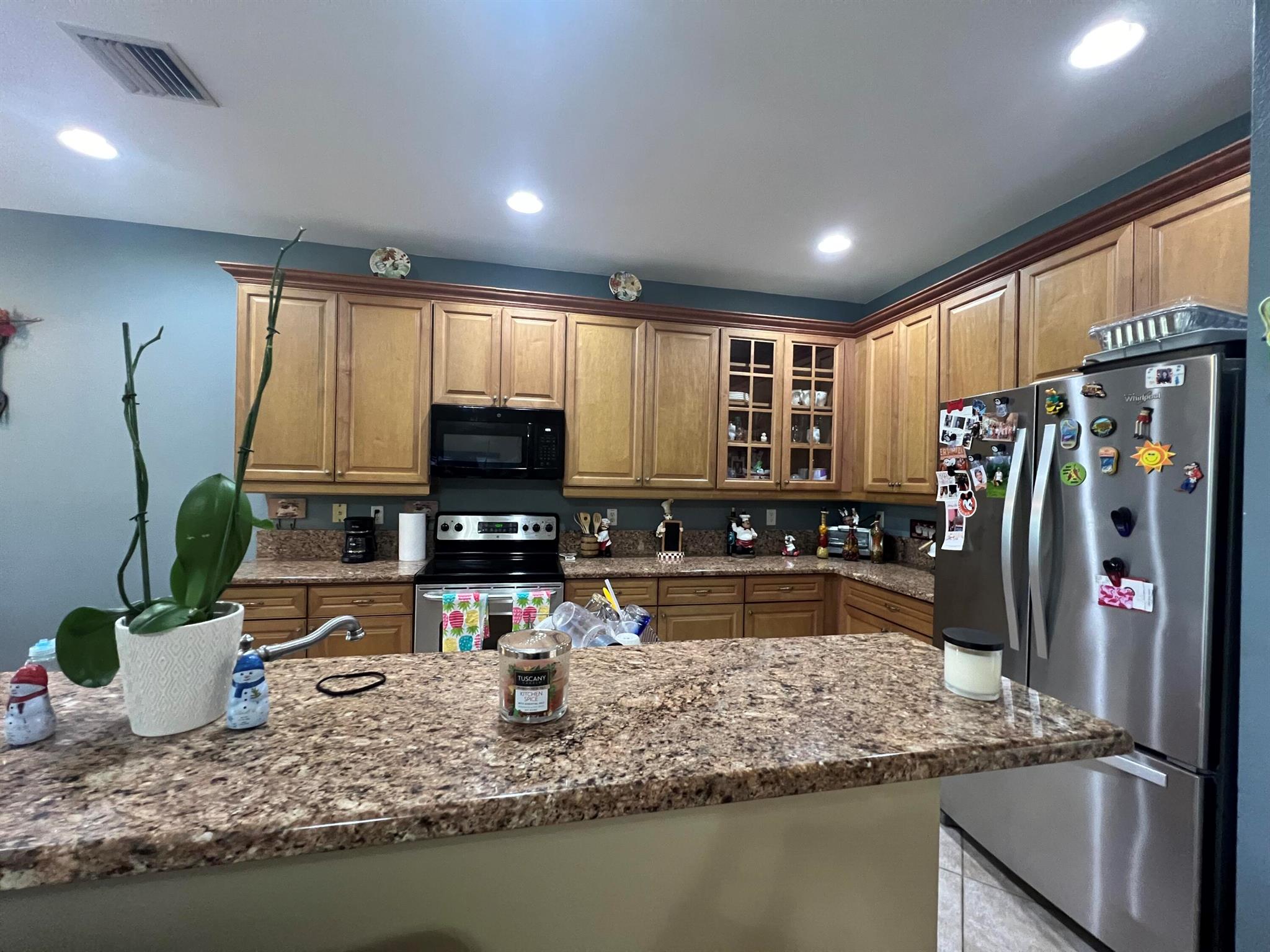 MAYFAIR AT WELLINGTON CON - Residential Lease