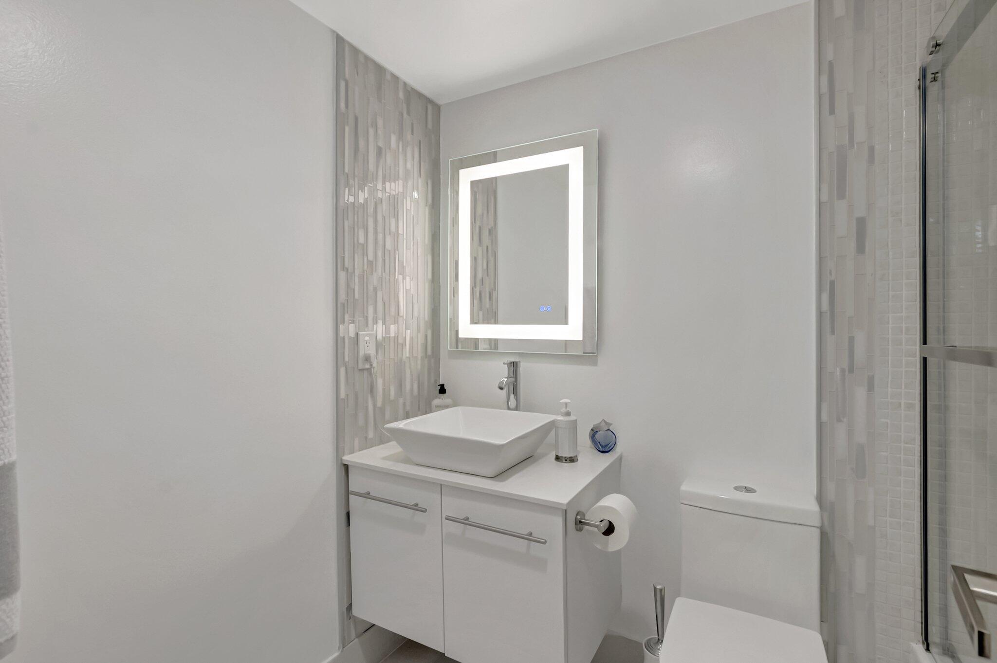 REXFORD AT CENTURY VILLAGE CONDO - Residential