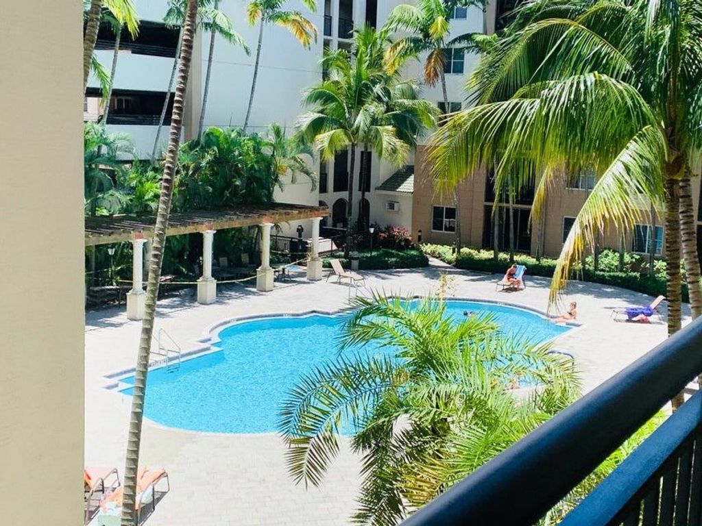 Photo of 1690 Renaissance Commons Boulevard #1522, Boynton Beach, FL 33426 (MLS # R11140980)